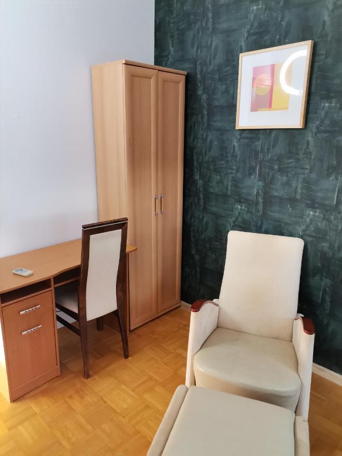 V Hostel 바르샤바 외부 사진